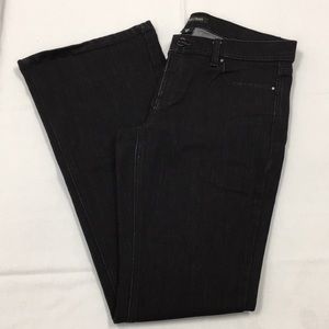 White House Black Market Flare leg Jeans Sz 8R